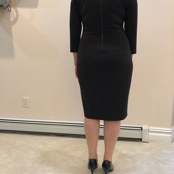 Dress - Picture 4 of 6